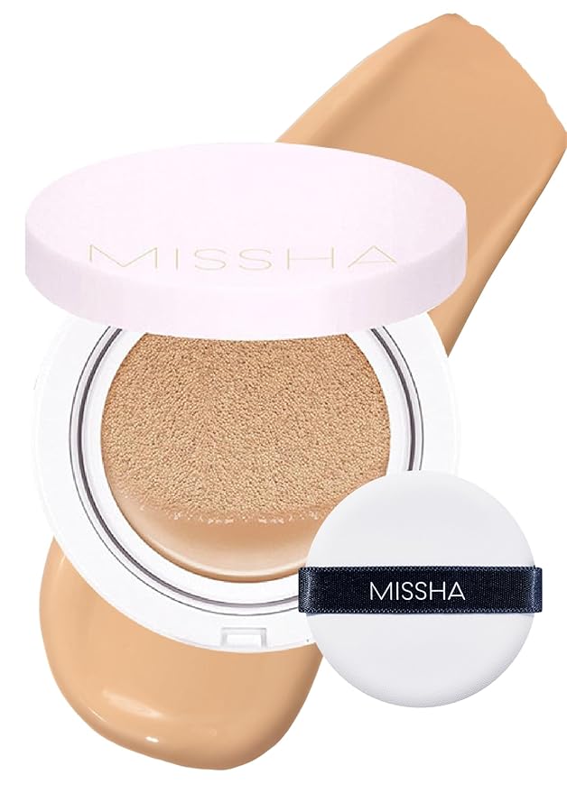 MISSHA Magic Cushion Foundation No.25 Warm beige for light/medium with neutral skin tone Flawless Coverage, Dewy Finish,Easy Application for All Skin Types