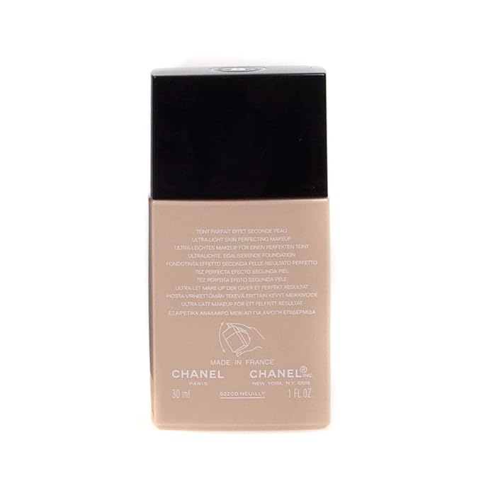Chanel Vitalumiere Aqua Ultra Light Skin Perfecting Makeup SPF 15-30 ml, No.40 Beige