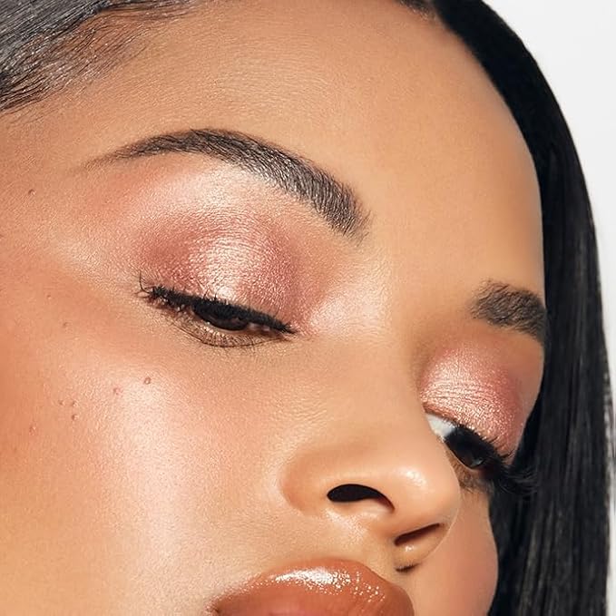 Luminous Multi-Chromatic Eyeshadow