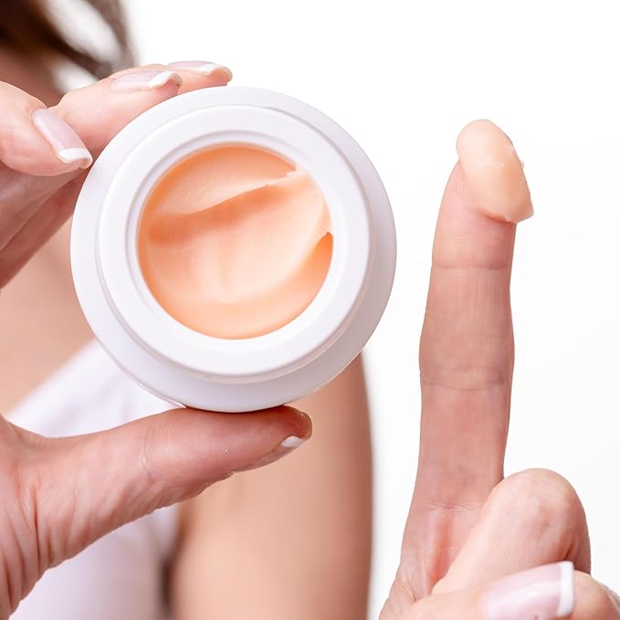 Nakery Pave The Way Flawless Filter Wrinkle Filler, Anti Aging Face Cream for Women, Instantly Smooths Deep Wrinkles, Blurs Imperfections, Skin Tightening Primer, Clinically Proven Formula Made in USA