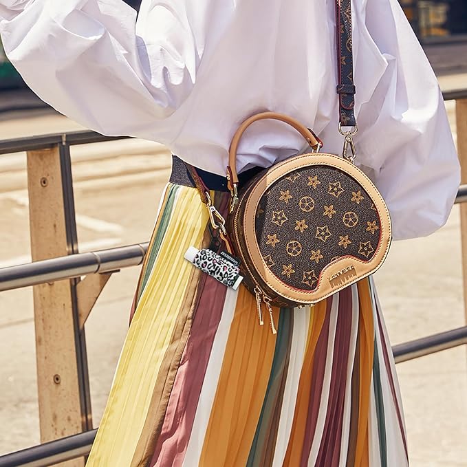 4 Pack Keychain Chapstick Holder, Leopard Pattern - Elastic Band, Fits Most Standard Lip Balm, Quick-Release Clip, Unisex-Adults