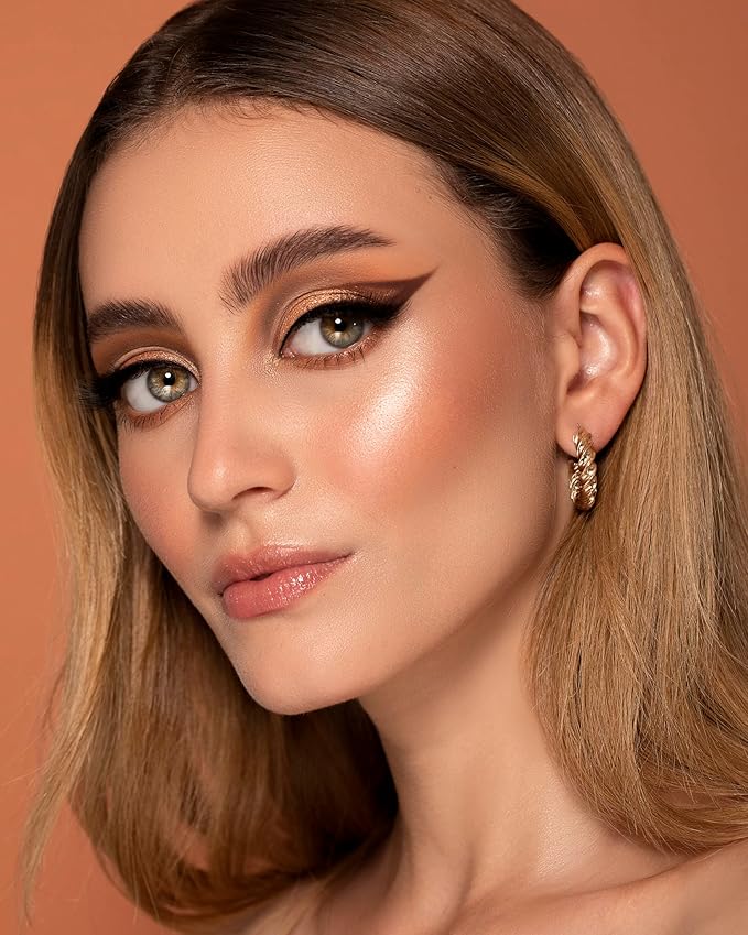 Sigma Beauty GlowKissed Highlight Palette | Highlighted Warm Tones | Glow Vibes, Mirror Included