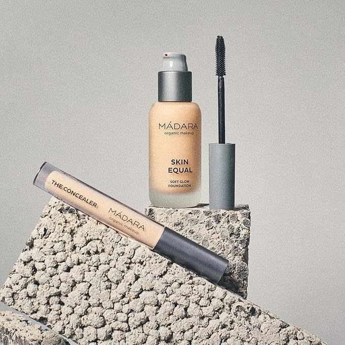 MÁDARA Organic Skincare | Skin Equal Soft Glow Foundation SPF15 PORCELAIN IVORY 10-30ml, Mineral foundation with hyaluronic acid, Buildable medium coverage, Dewy foundation, Vegan, COSMOS certified